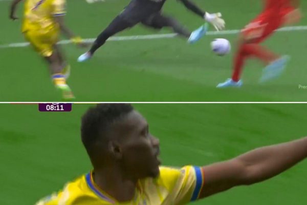 1-0 Palace Sarr opens the scoring. Ridiculous amount of space for the Eagles star to take advantage of #LFC