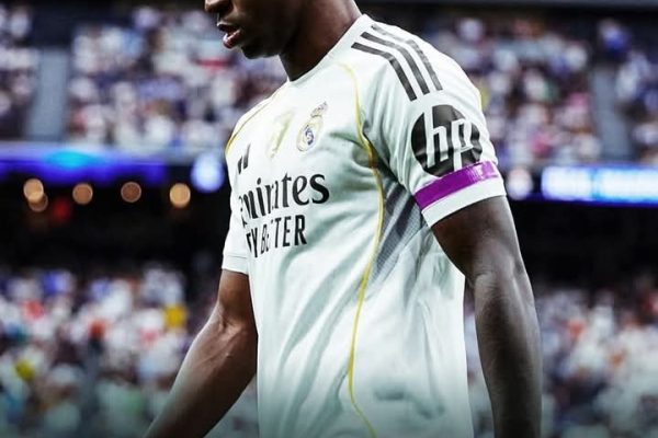 🚨 𝑴𝑨𝑱𝑶𝑹 𝑩𝑹𝑬𝑨𝑲𝑰𝑵𝑮: Vini Jr had a meeting with the higher-ups at Real Madrid yesterday, where he threatened to leave the club if his situation doesn’t change under Xabi Alonso. ▪️ He mentions January as a key month – big changes are expected, and if nothing happens, it’s “almost certain” that Vini will leave next summer. ▪️ According to reports, Vini doesn’t feel like an important player right now, at least not on the pitch. ▪️ This comes in the middle of reports about his contract negotiations, social media hints, and the club’s ongoing strategic decisions regarding his future.