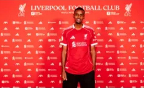 Hugo Ekitike Reacts to Alexander Isak Arrival Amid Liverpool Fears