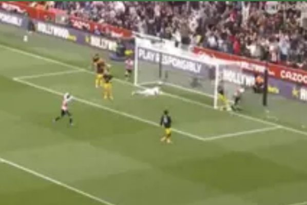 Man Utd Fans Turn on Two Players After Dismal 45 Minutes vs Brentford